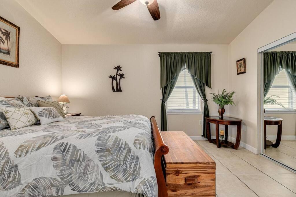 Walk To The Beach And Restaurants! - Coconut Villa'S Suite 2 St. Pete Beach Eksteriør bilde